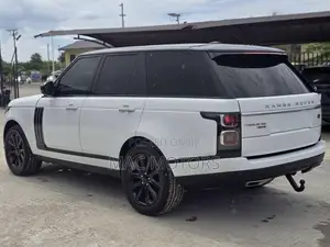 Land Rover Range Rover Vogue 2015 White