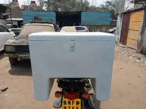 Carrier/Delivery Boxes for Motorbikes and Bicycles