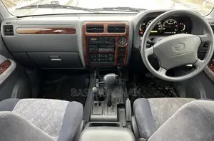 Toyota Land Cruiser Prado 2.7 16V 3dr 2000 Silver
