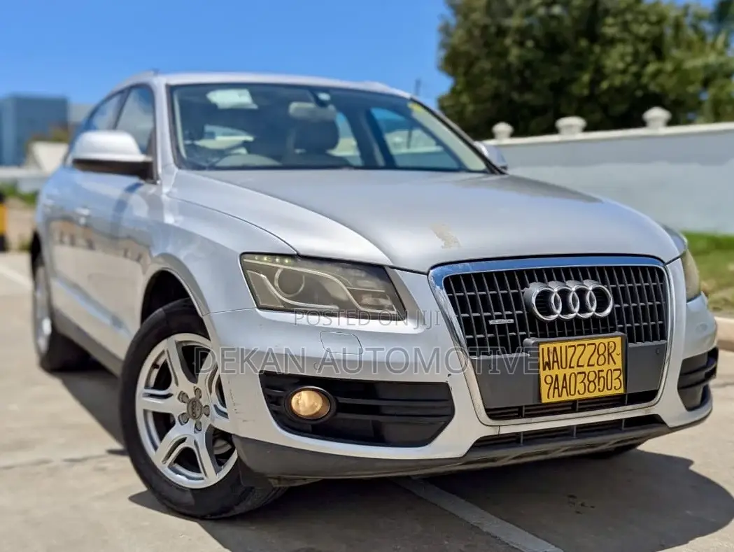 Audi Q5 2.0 TDi Quattro 2009 Silver