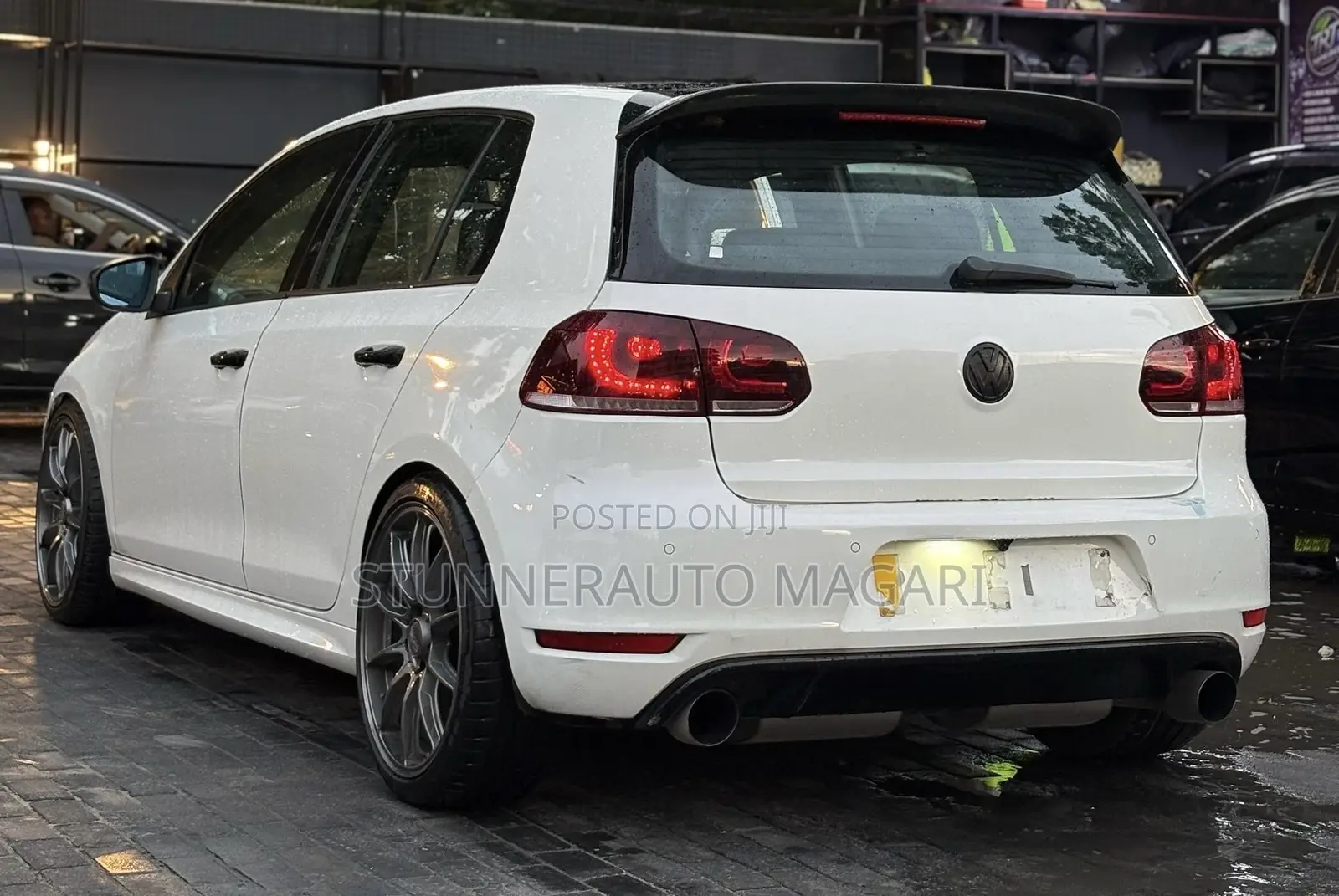 Volkswagen Golf 2012 White