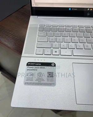 Laptop HP Envy 16 Gaming 16-H1023dx 16GB Intel Core I9 SSD 1T