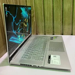 Laptop HP Envy 16 Gaming 16-H1023dx 16GB Intel Core I9 SSD 1T