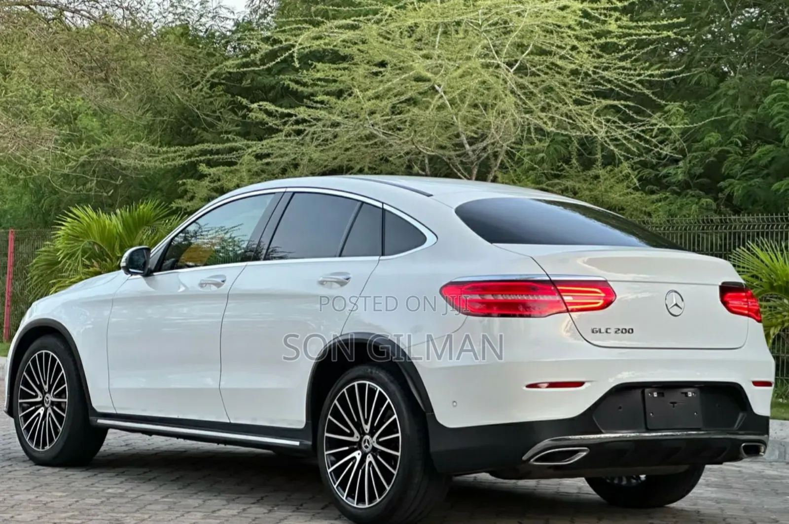 Mercedes-Benz GLC-Class 2017 White