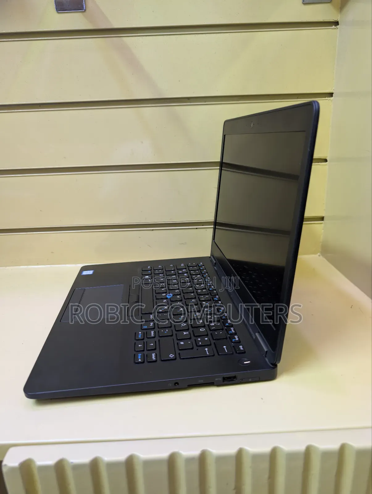 Laptop Dell Latitude 14 E7470 16GB Intel Core I5 SSD 512GB
