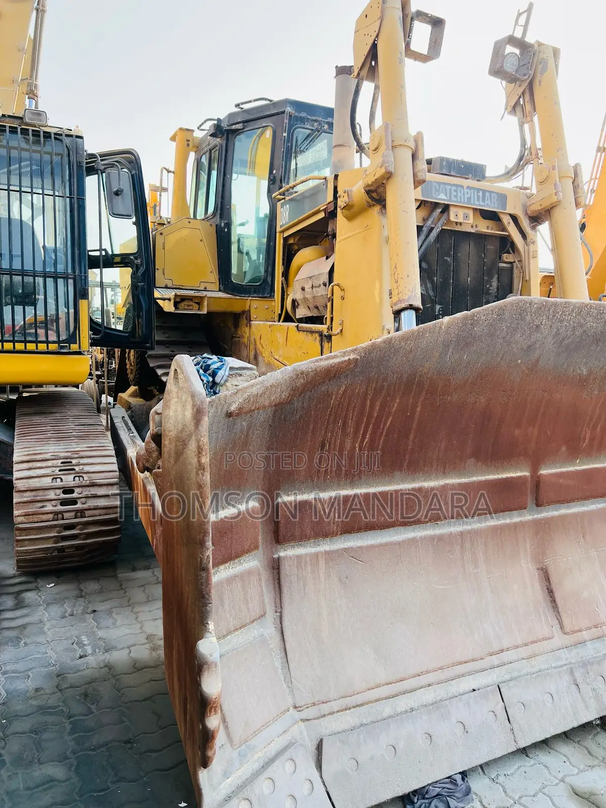 Used Dozer Caterpillar D8r in Dar