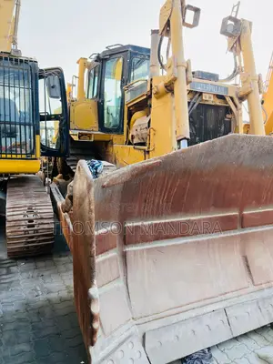 Used Dozer Caterpillar D8r in Dar
