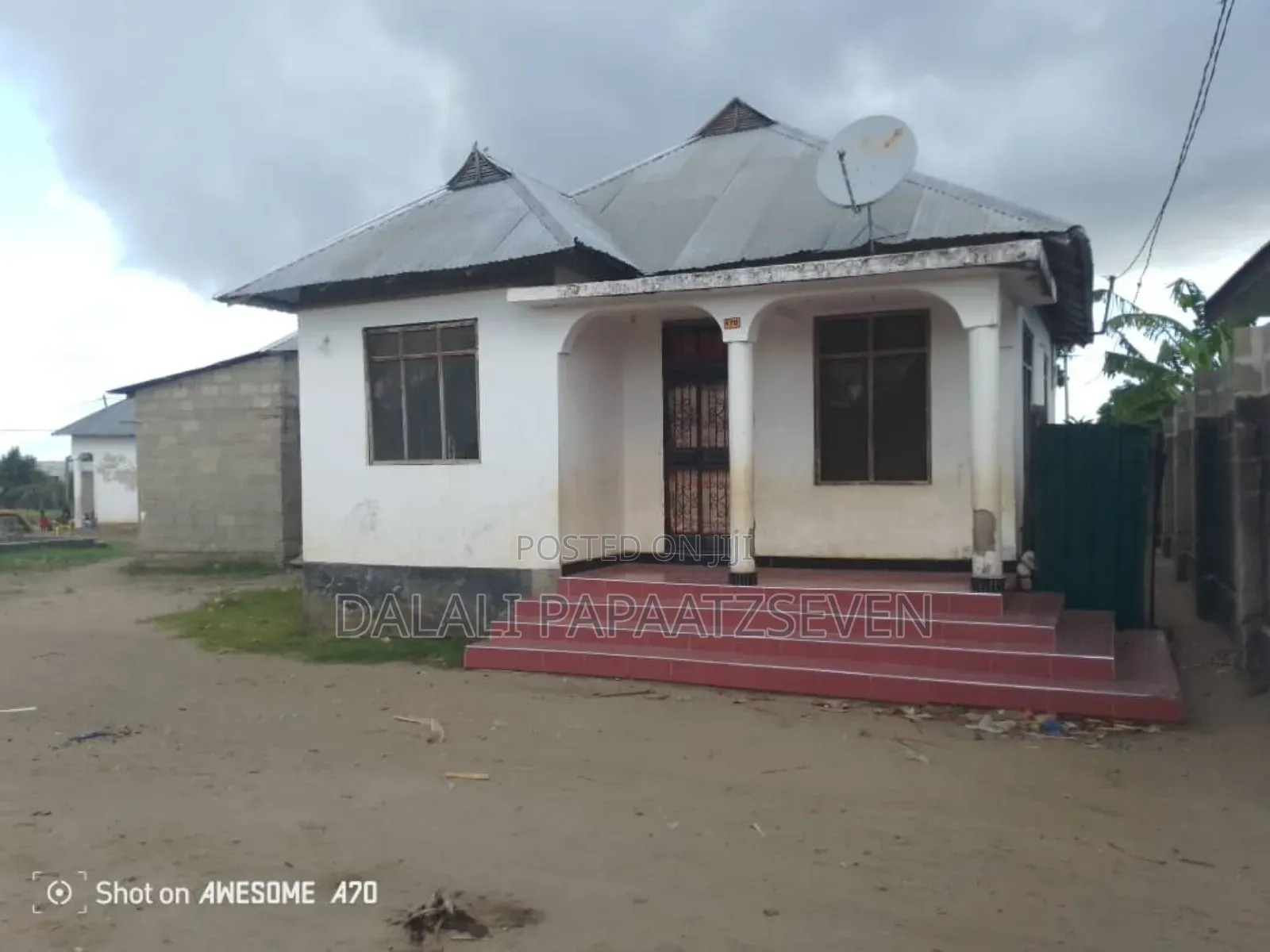 3bdrm House in Dalalipapaatzseven, Bunju for sale