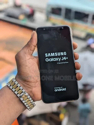 Samsung Galaxy J4 Plus 32 GB Gold