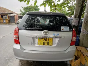 Toyota Wish 2006 Silver