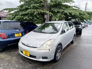 Toyota Wish 2006 Silver