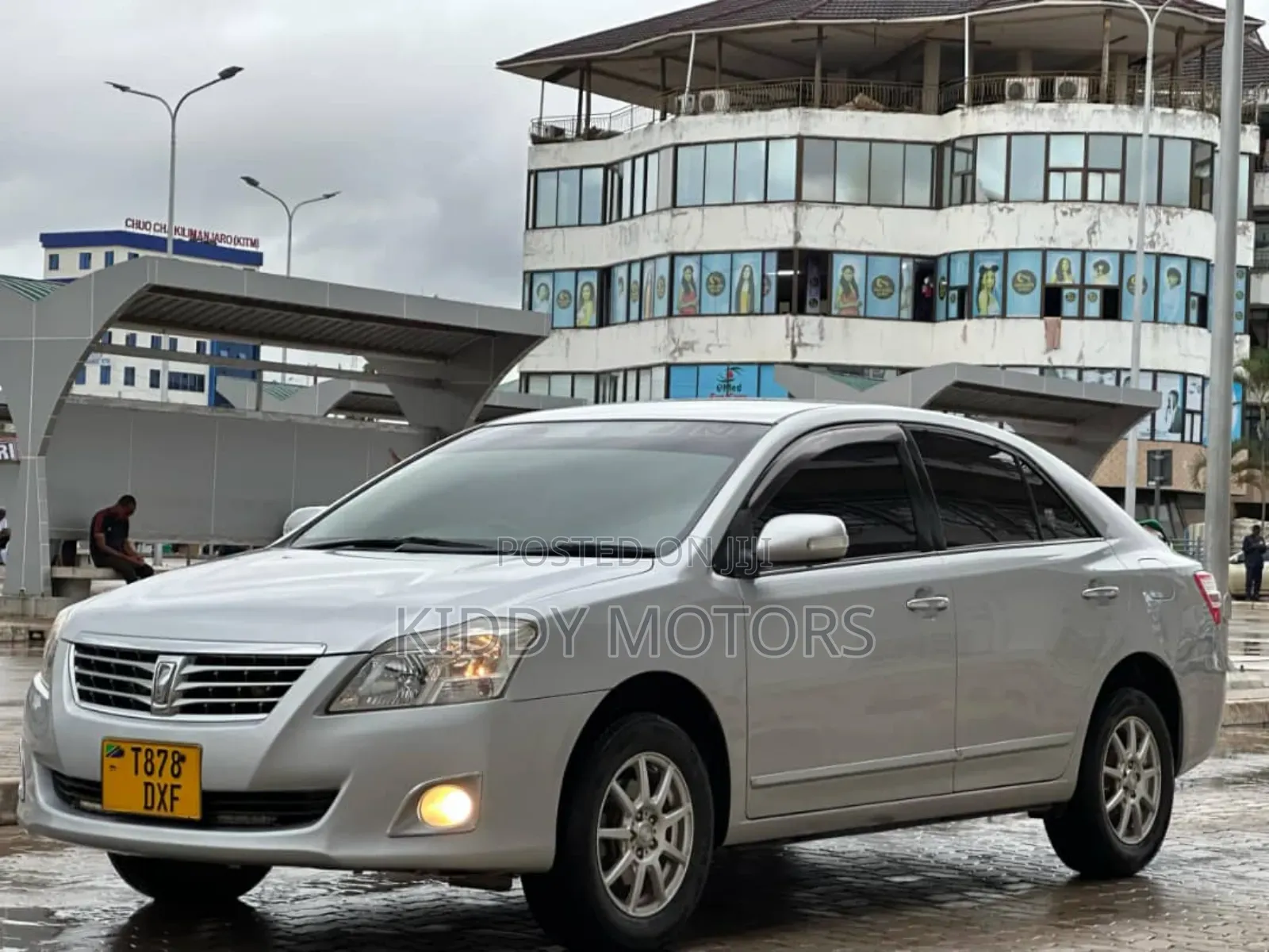 Toyota Premio 2011 Silver