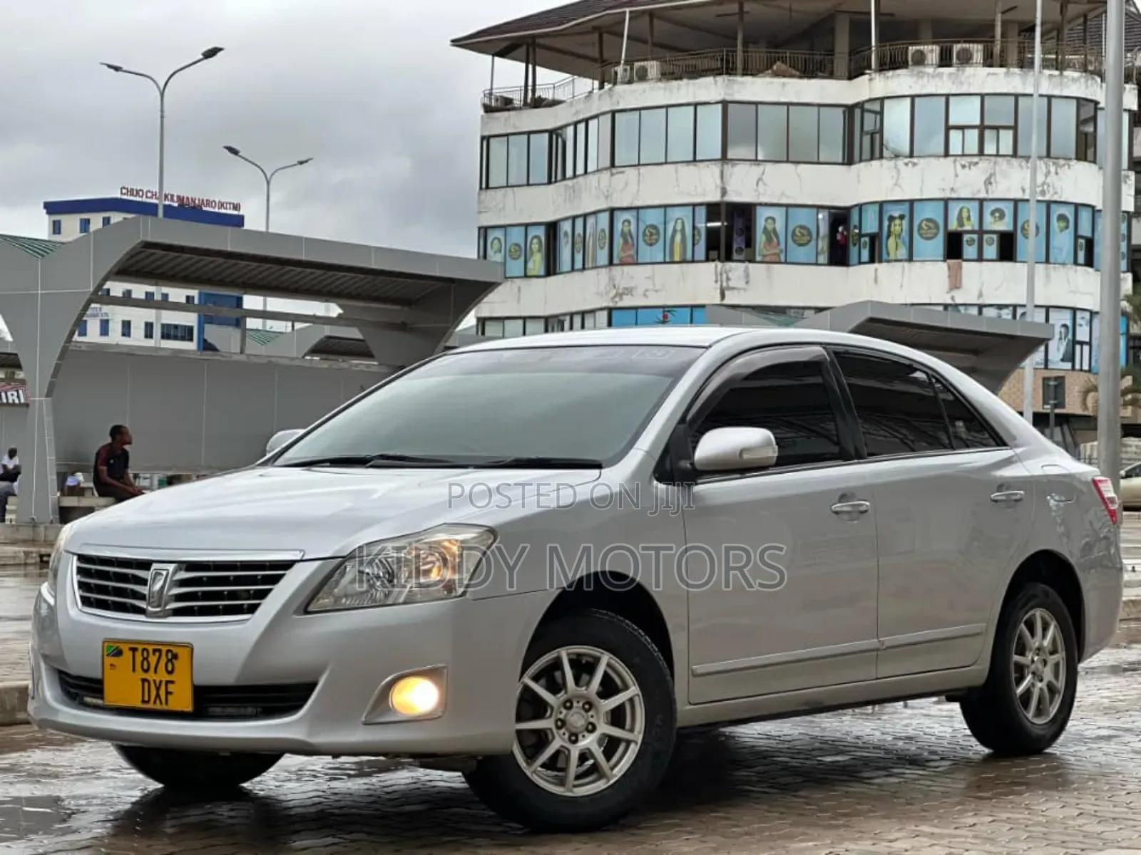 Toyota Premio 2011 Silver