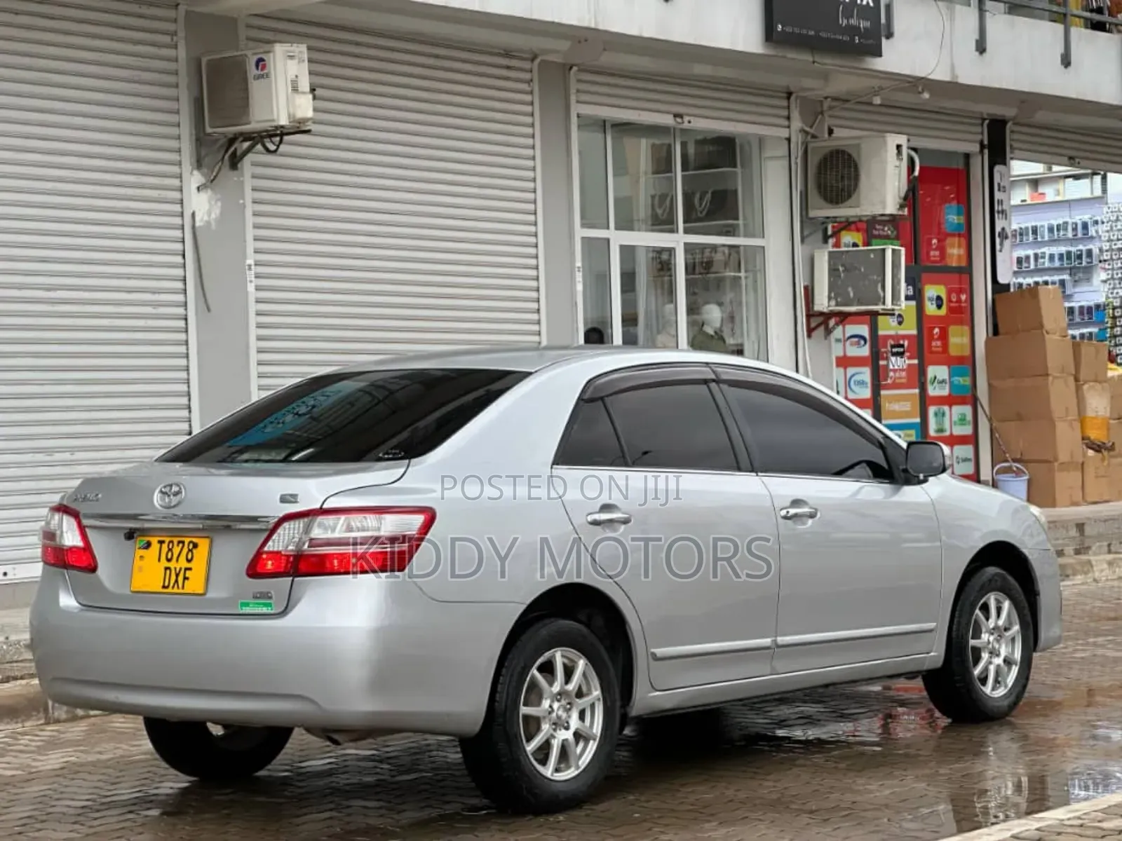 Toyota Premio 2011 Silver