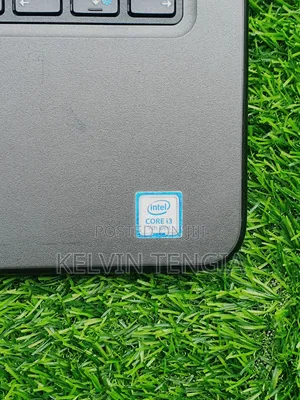Laptop Dell Vostro 3300 8GB Intel Core I3 SSD 256GB