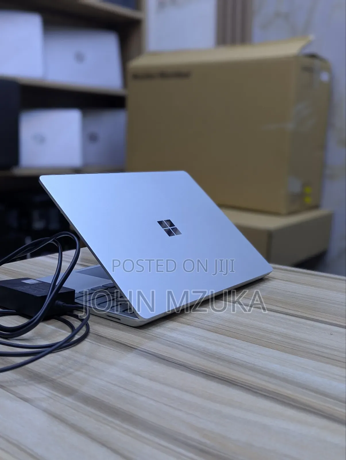 Laptop Microsoft Surface Laptop Go 8GB Intel Core I5 SSD 256GB