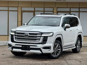 Toyota Land Cruiser 2023 Pearl
