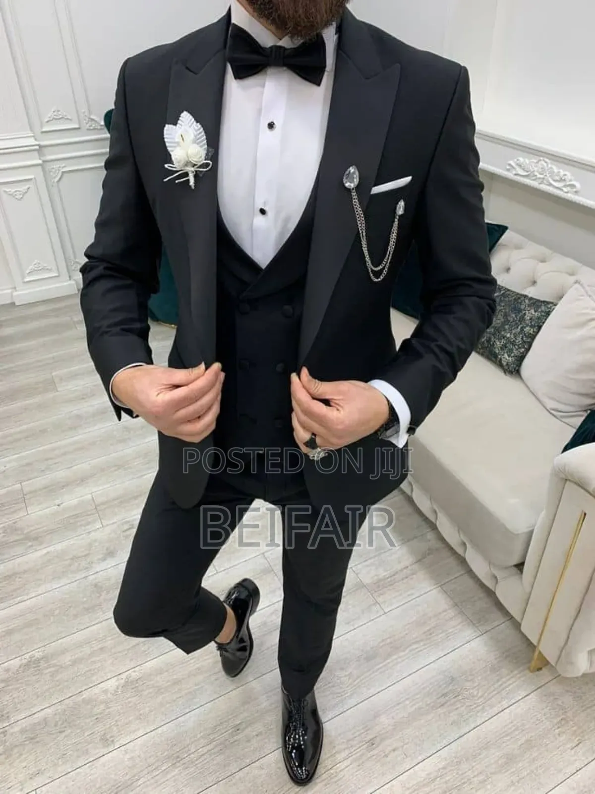 Taxedo Nyembamba Black Suit