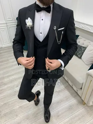 Taxedo Nyembamba Black Suit