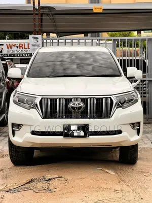 Toyota Land Cruiser Prado 2.7 2018 White