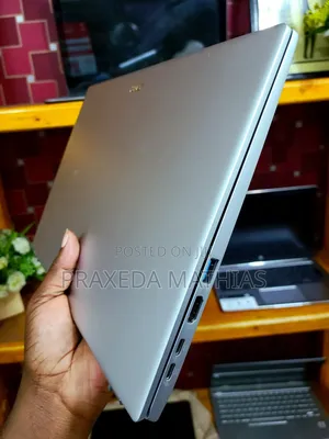 Laptop Acer Swift 3 8GB AMD Ryzen 5 SSD 512GB