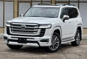 Toyota Land Cruiser 2023 White