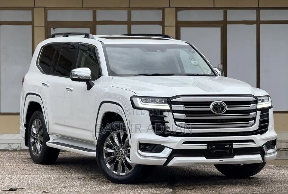 Toyota Land Cruiser 2023 White