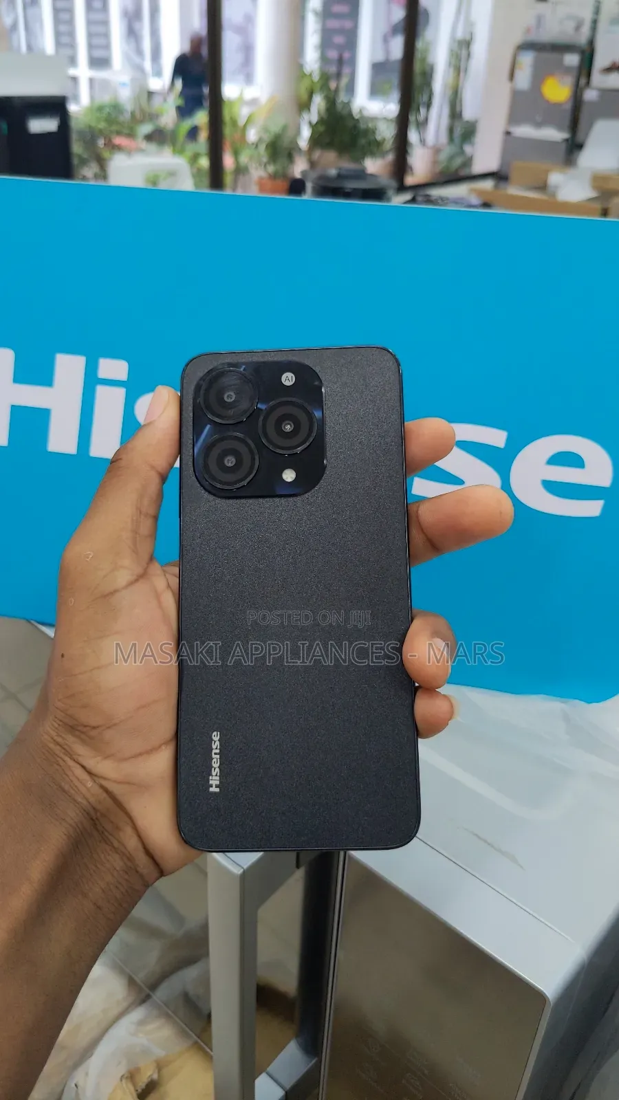 New Hisense E71 64 GB Black