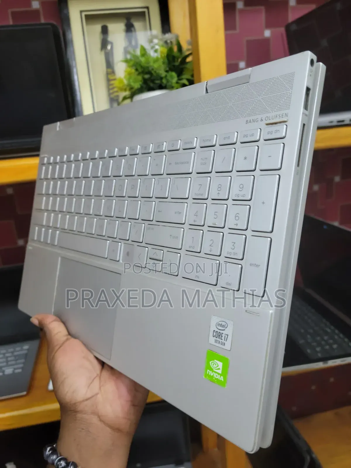 Laptop HP Envy X360 15-Cp0013nr 16GB Intel Core I7 SSD 512GB