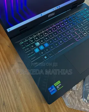 New Laptop MSI Crosshair 15 16GB Intel Core I7 SSD 1T