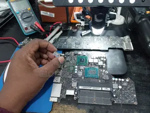 Fundi Computer, Laptop Na Desktop