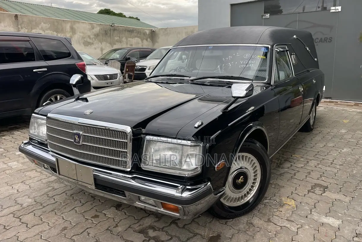 Toyota Crown 1996 Black