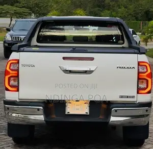 Toyota Hilux Revo Double Cab Deisel 2.4 RWD 2020 White