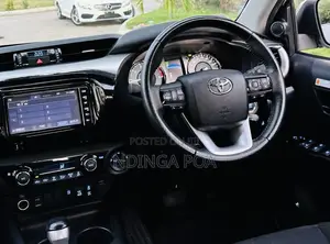 Toyota Hilux Revo Double Cab Deisel 2.4 RWD 2020 White