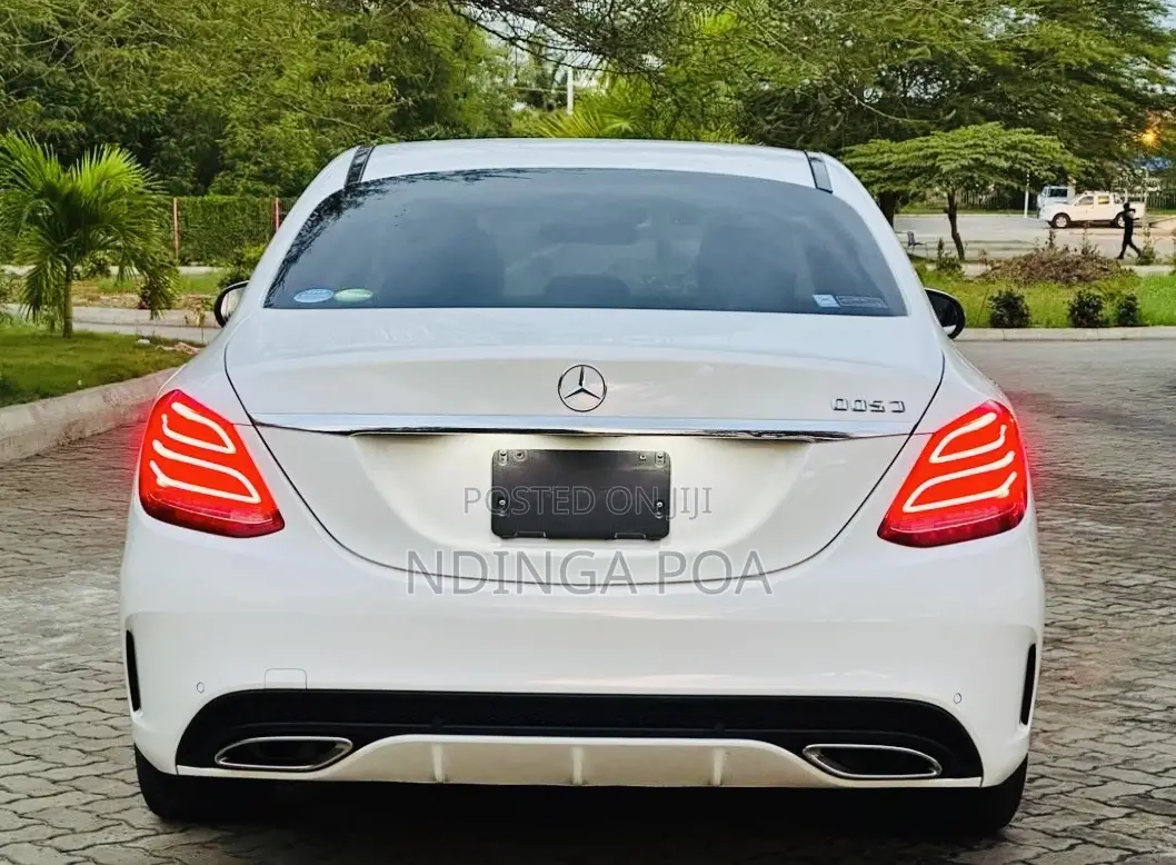 Mercedes-Benz C-Class C 200 (S205) 2014 White