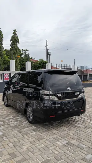 Toyota Alphard 2.4 Petrol AWD 2010 Black