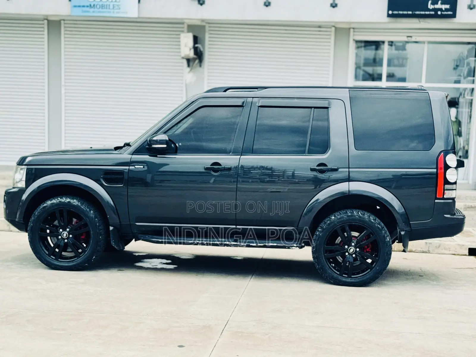Land Rover Discovery 2015 Gray