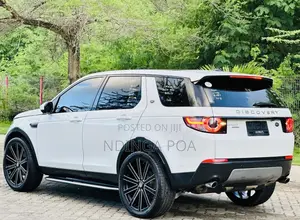 Land Rover Discovery Sport 2018 White