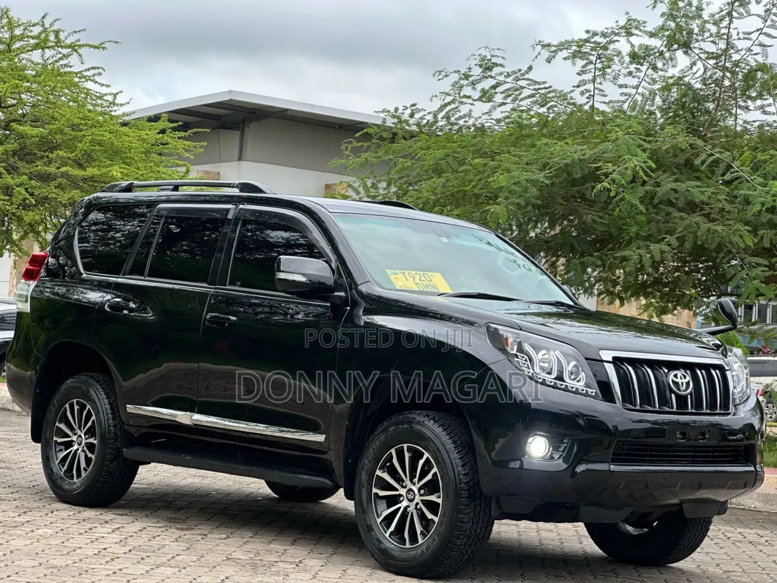 Toyota Land Cruiser Prado 2012 Black