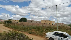 Kiwanja Kuzuri Sana Kinauzwa Nzuguni a Block Aj