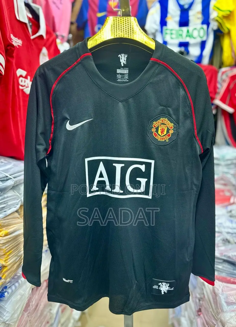 07-08 Manchester United Away