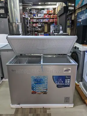 Roch Chest Freezer 200l
