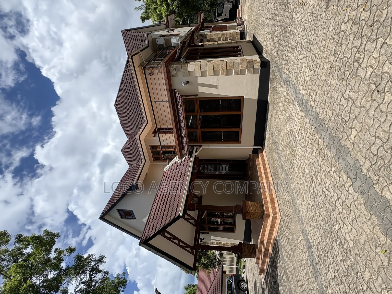 5bdrm House in Trusted Real Estate, Oyster Bay for rent