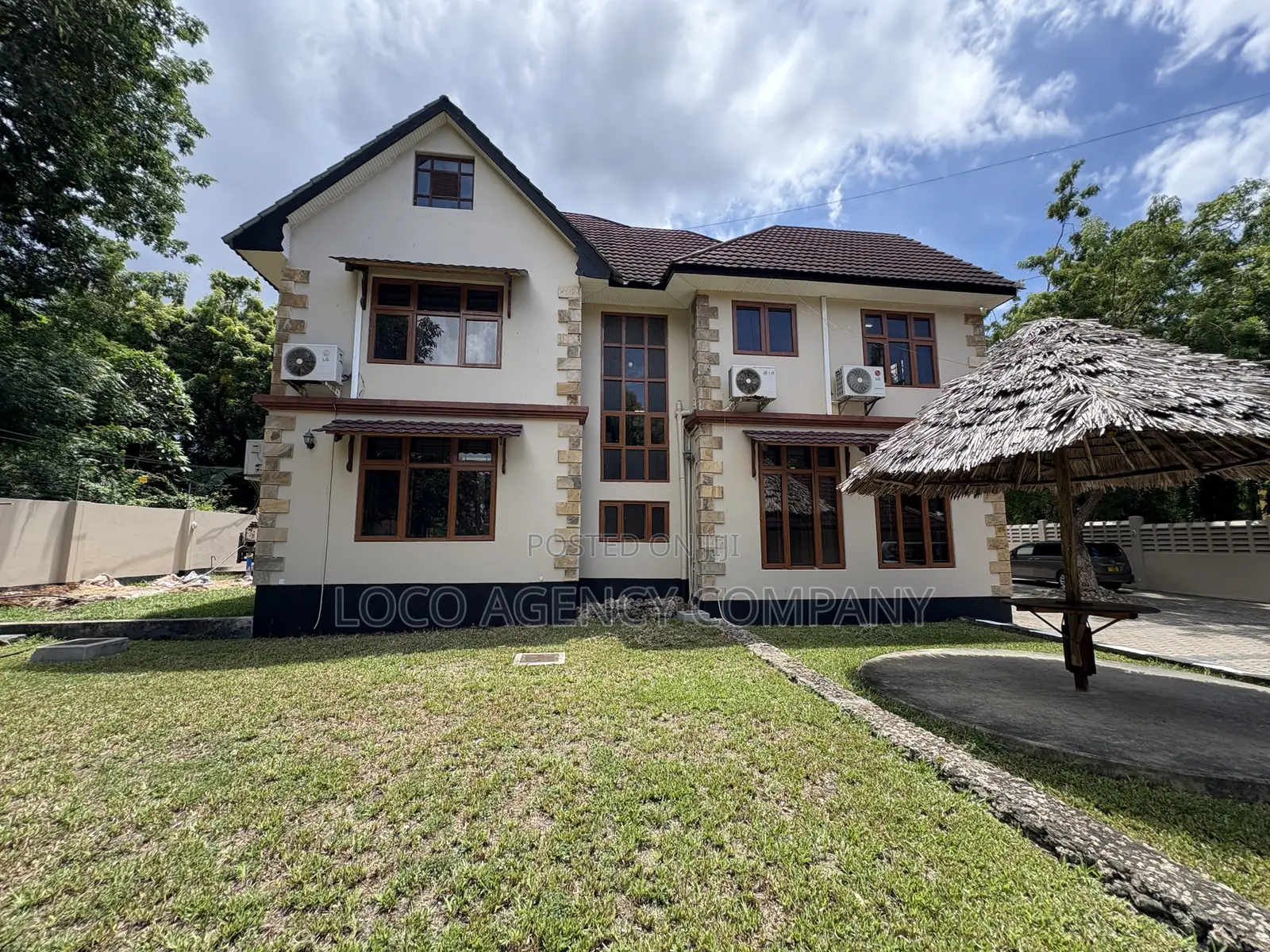 5bdrm House in Trusted Real Estate, Oyster Bay for rent