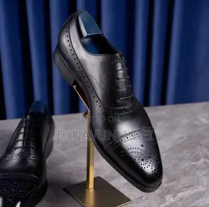 Clarks Shoes / Coffee Shoes