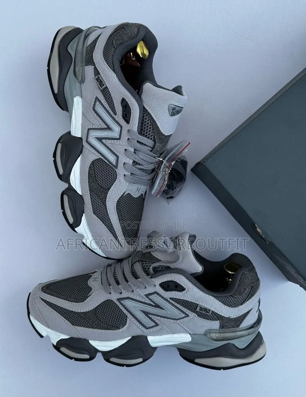 New Balance Sneakers New Collection in Market