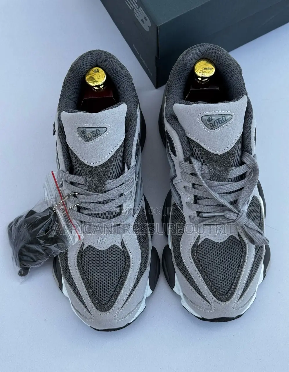 New Balance Sneakers New Collection in Market