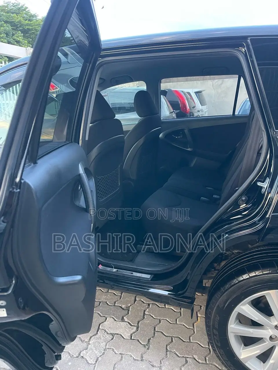 Toyota Vanguard 2012 Black