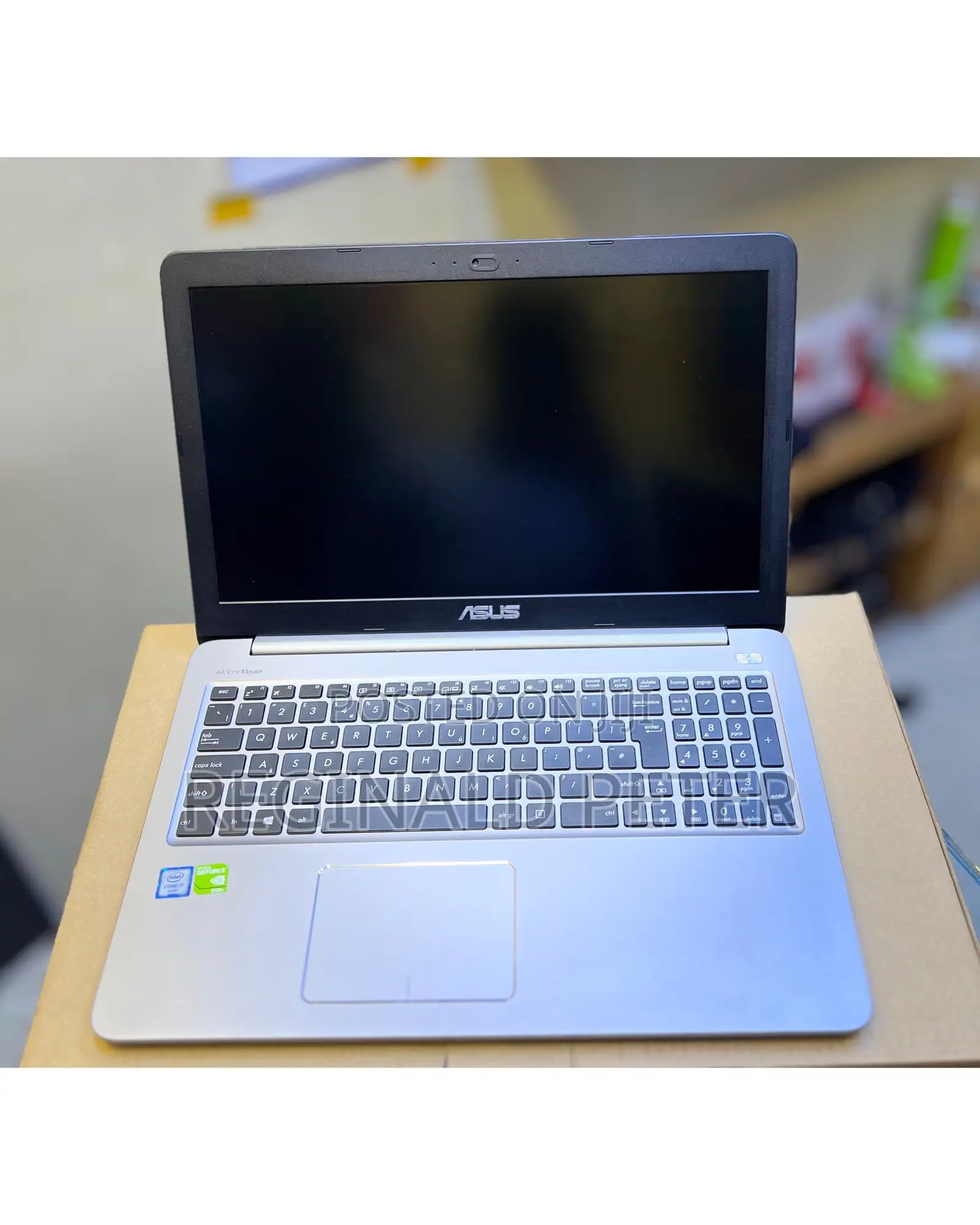 Laptop Asus K50IE 12GB Intel Core I7 HDD+SSD 256GB