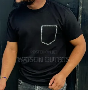T-Shirts Classical Ya Alama Ya Mfuko Kifuani